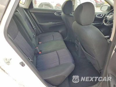 Zdjęcie 10 z 12 samochodu: 2019 NISSAN SENTRA SV VIN:3N1AB7AP0KY355846 - miniatura