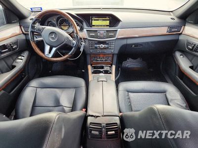 Zdjęcie 8 z 12 samochodu: 2012 MERCEDES-BENZ E 350 VIN:WDDHF5KB2CA567179 - miniatura