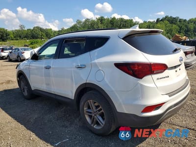 Drugie zdjęcie samochodu z przodu: 2017 HYUNDAI SANTA FE SPORT 2.4L VIN:5NMZUDLB3HH006032 - miniatura