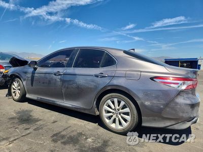 Czwarte zdjęcie samochodu z boku: 2019 TOYOTA CAMRY LE VIN:4T1B11HK3KU701110 - miniatura