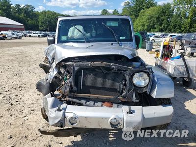 Piąte zdjęcie samochodu w środku: 2015 JEEP WRANGLER UNLIMITED SAHARA VIN:1C4BJWEG8FL722340 - miniatura