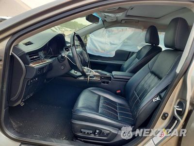 Zdjęcie 7 z 12 samochodu: 2018 LEXUS ES 350 VIN:58ABK1GG7JU094968 - miniatura