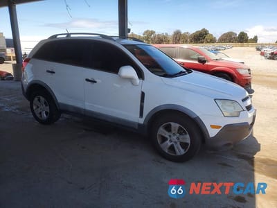 Czwarte zdjęcie samochodu z boku: 2014 CHEVROLET CAPTIVA LS VIN:3GNAL2EK7ES514338 - miniatura