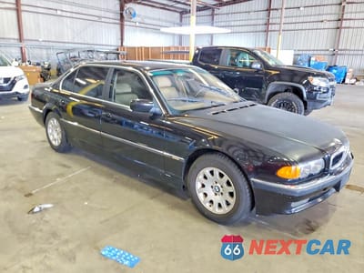 Czwarte zdjęcie samochodu z boku: 2001 BMW 740 IL VIN:WBAGH83421DP17690 - miniatura
