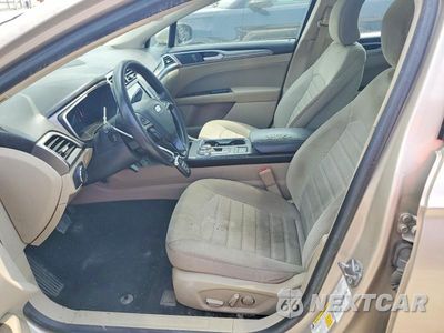 Zdjęcie 7 z 12 samochodu: 2019 FORD FUSION SE VIN:3FA6P0LU0KR279902 - miniatura