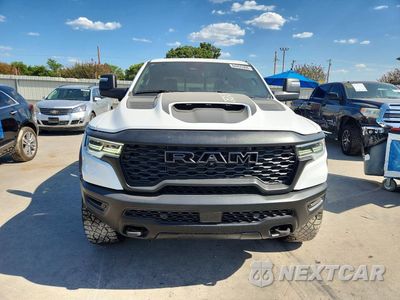 Piąte zdjęcie samochodu w środku: 2025 RAM 1500 RHO VIN:1C6SRFUP8SN573928 - miniatura