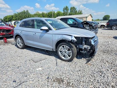 Czwarte zdjęcie samochodu z boku: 2019 AUDI Q5 PREMIUM PLUS VIN:WA1BNAFY7K2073817 - miniatura
