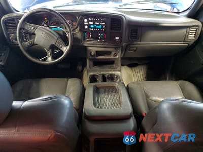 Zdjęcie 8 z 13 samochodu: 2003 CHEVROLET SILVERADO K1500 VIN:1GCEK19T03E132329 - miniatura