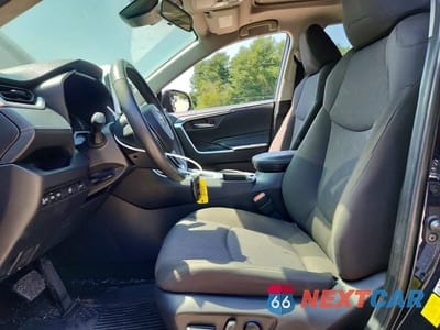 Zdjęcie 7 z 14 samochodu: 2025 TOYOTA RAV4 HYBRID XLE VIN:JTMRWRFV3SD299301 - miniatura