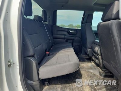 Zdjęcie 10 z 12 samochodu: 2022 GMC SIERRA K1500 VIN:1GTPUAEK6NZ592588 - miniatura
