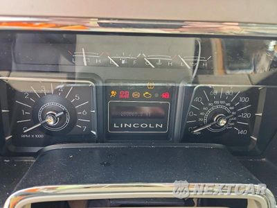 Zdjęcie 9 z 13 samochodu: 2008 LINCOLN NAVIGATOR VIN:5LMFU285X8LJ04377 - miniatura