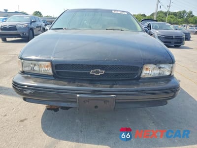 Piąte zdjęcie samochodu w środku: 1994 CHEVROLET CAPRICE CLASSIC LS VIN:1G1BN52P1RR172945 - miniatura