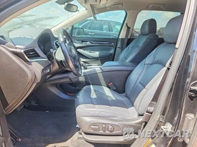 Zdjęcie 7 z 14 samochodu: 2021 BUICK ENCLAVE ESSENCE VIN:5GAEVAKW9MJ194821 - miniatura
