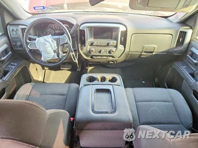 Zdjęcie 8 z 12 samochodu: 2018 CHEVROLET SILVERADO C1500 LT VIN:3GCPCRECXJG554706 - miniatura