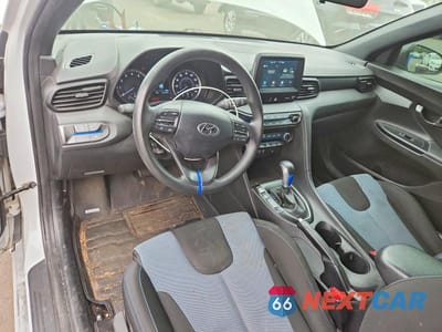 Zdjęcie 8 z 12 samochodu: 2019 HYUNDAI VELOSTER 2.0L VIN:KMHTG6AF8KU019613 - miniatura