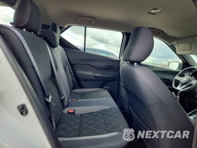 Zdjęcie 11 z 14 samochodu: 2019 NISSAN KICKS S VIN:3N1CP5CU7KL520144 - miniatura