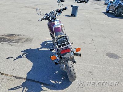 Czwarte zdjęcie samochodu z boku: 1983 HONDA VF1100 C VIN:JH2SC1208DM016505 - miniatura