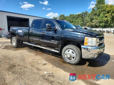 Czwarte zdjęcie samochodu z boku: 2009 CHEVROLET SILVERADO K3500 LT VIN:1GCJK83629F129431 - miniatura