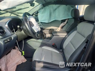 Zdjęcie 7 z 14 samochodu: 2019 CHEVROLET BLAZER 3LT VIN:3GNKBHRSXKS659972 - miniatura