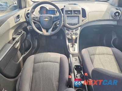 Zdjęcie 8 z 13 samochodu: 2015 CHEVROLET SONIC LT VIN:1G1JC6SH1F4114987 - miniatura