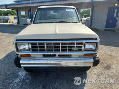Piąte zdjęcie samochodu w środku: 1985 FORD BRONCO II VIN:1FMCU14S3FUA49774 - miniatura