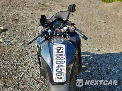 Zdjęcie 6 z 8 samochodu: 2024 KAWASAKI EX500 VIN:ML5EXGG14RDA22109 - miniatura