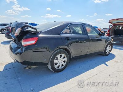Trzecie zdjęcie samochodu z tyłu: 2010 TOYOTA CAMRY LE VIN:4T4BF3EK8AR060185 - miniatura