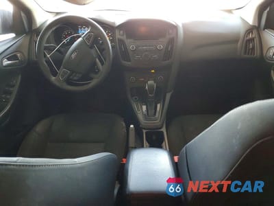 Zdjęcie 8 z 12 samochodu: 2017 FORD FOCUS SE VIN:1FADP3K29HL216572 - miniatura