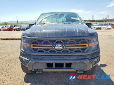 Piąte zdjęcie samochodu w środku: 2025 FORD F150 TREMOR VIN:1FTFW4L52SFC02829 - miniatura