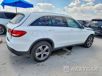 Trzecie zdjęcie samochodu z tyłu: 2019 MERCEDES-BENZ GLC 300 4MATIC VIN:WDC0G4KB8KF554043 - miniatura