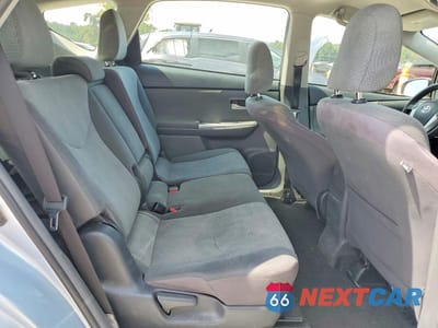 Zdjęcie 10 z 13 samochodu: 2012 TOYOTA PRIUS V THREE VIN:JTDZN3EU2C3138258 - miniatura