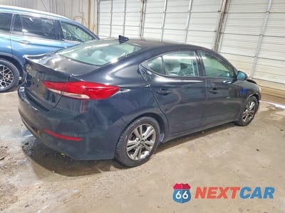 Trzecie zdjęcie samochodu z tyłu: 2018 HYUNDAI ELANTRA SEL VIN:5NPD84LFXJH312641 - miniatura