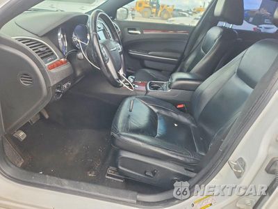 Zdjęcie 7 z 12 samochodu: 2012 CHRYSLER 300 LIMITED VIN:2C3CCACG4CH221351 - miniatura