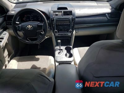 Zdjęcie 8 z 12 samochodu: 2012 TOYOTA CAMRY HYBRID LE VIN:4T1BD1FK8CU031050 - miniatura