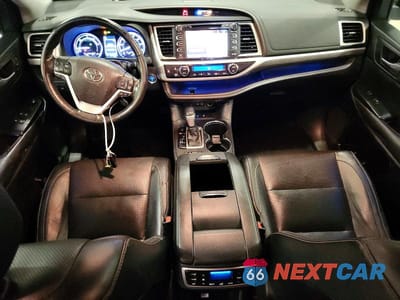 Zdjęcie 8 z 13 samochodu: 2017 TOYOTA HIGHLANDER HYBRID LIMITED PLATINUM VIN:5TDDGRFH1HS036108 - miniatura