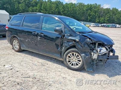Czwarte zdjęcie samochodu z boku: 2011 TOYOTA SIENNA XLE 8-PASSENGER VIN:5TDYK3DC4BS069597 - miniatura