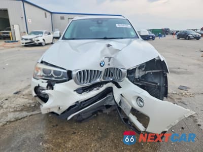 Piąte zdjęcie samochodu w środku: 2017 BMW X4 XDRIVE28I VIN:5UXXW3C50H0T78660 - miniatura