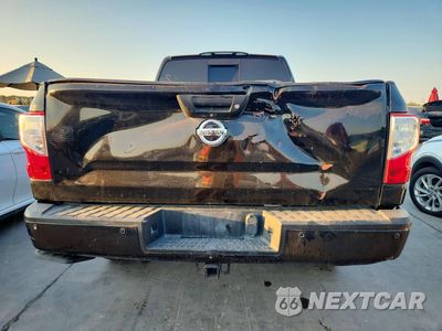Zdjęcie 6 z 12 samochodu: 2018 NISSAN TITAN XD PRO-4X VIN:1N6BA1F4XJN517457 - miniatura