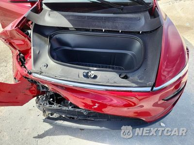 Zdjęcie 11 z 12 samochodu: 2026 TESLA MODEL Y VIN:7SAYGDEE6TA380719 - miniatura