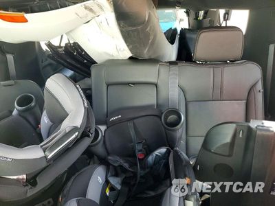 Zdjęcie 10 z 13 samochodu: 2023 CHEVROLET SUBURBAN K1500 RST VIN:1GNSKEKT8PR242524 - miniatura