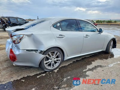 Trzecie zdjęcie samochodu z tyłu: 2006 LEXUS IS 350 VIN:JTHBE262865003642 - miniatura