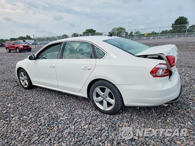 Drugie zdjęcie samochodu z przodu: 2012 VOLKSWAGEN PASSAT SE VIN:1VWBH7A37CC090010 - miniatura