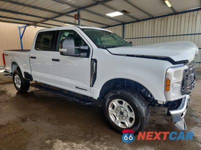 Czwarte zdjęcie samochodu z boku: 2026 FORD F250 SUPER DUTY VIN:1FT7W2BT1TEC80888 - miniatura