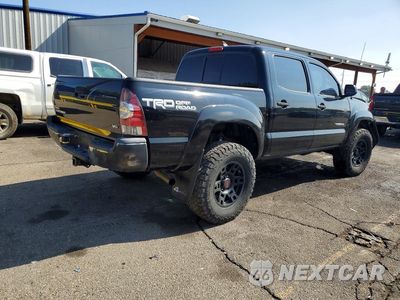Trzecie zdjęcie samochodu z tyłu: 2015 TOYOTA TACOMA V6 VIN:3TMLU4EN3FM170632 - miniatura