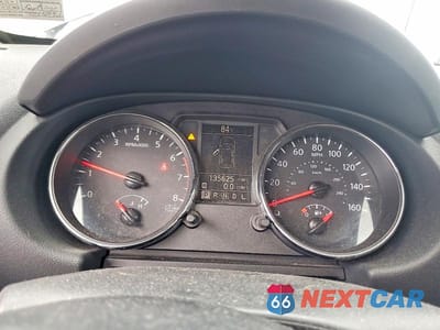 Zdjęcie 9 z 14 samochodu: 2011 NISSAN ROGUE S VIN:JN8AS5MV5BW661349 - miniatura