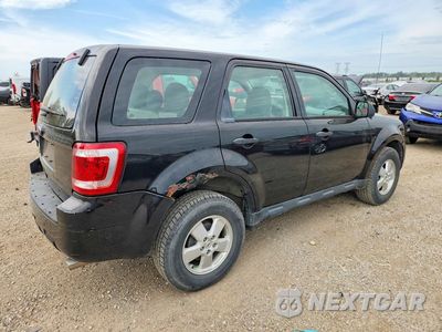 Trzecie zdjęcie samochodu z tyłu: 2012 FORD ESCAPE XLS VIN:1FMCU0C76CKC14425 - miniatura