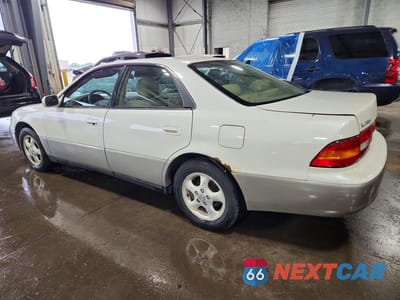 Drugie zdjęcie samochodu z przodu: 1997 LEXUS ES 300 VIN:JT8BF22G8V5005176 - miniatura