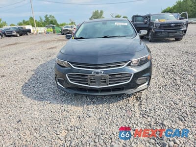 Piąte zdjęcie samochodu w środku: 2018 CHEVROLET MALIBU LT VIN:1G1ZD5ST4JF288922 - miniatura