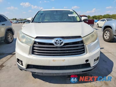 Piąte zdjęcie samochodu w środku: 2014 TOYOTA HIGHLANDER LIMITED VIN:5TDDKRFH6ES028029 - miniatura