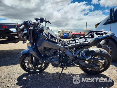 Trzecie zdjęcie samochodu z tyłu: 2025 YAMAHA MT09 VIN:JYARN94EXSA003046 - miniatura